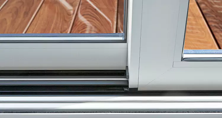 Patio Doors Leaking Water Issue Repair Services in Meadow Woods, FL